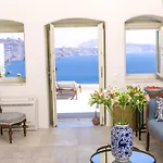 Elegant Santorini Superior One Bedroom With Outdoor Hot Tub Villa