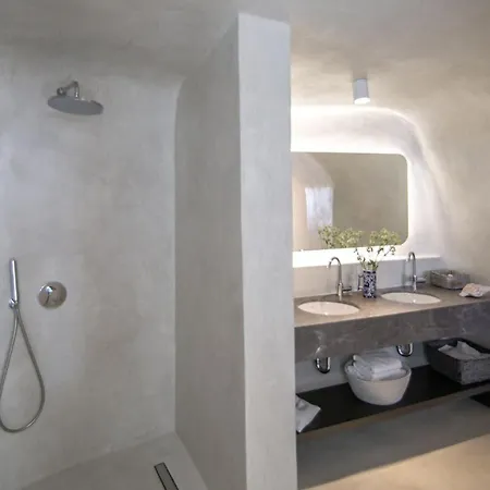 Villa Elegant Santorini Superior One Bedroom With Outdoor Hot Tub Katina