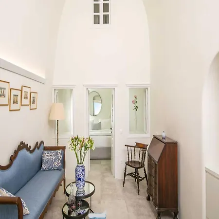 Vila Elegant Santorini Superior One Bedroom With Outdoor Hot Tub
