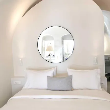 Villa Elegant Santorini Superior One Bedroom With Outdoor Hot Tub Katina *