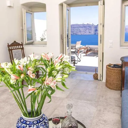 Vila Elegant Santorini Superior One Bedroom With Outdoor Hot Tub