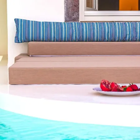 Elegant Santorini Superior One Bedroom With Outdoor Hot Tub Oia