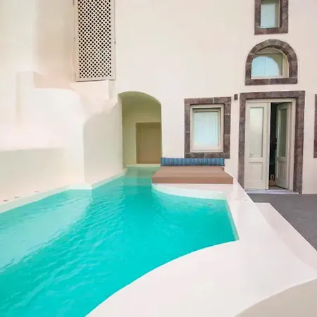 Vila Elegant Santorini Superior One Bedroom With Outdoor Hot Tub