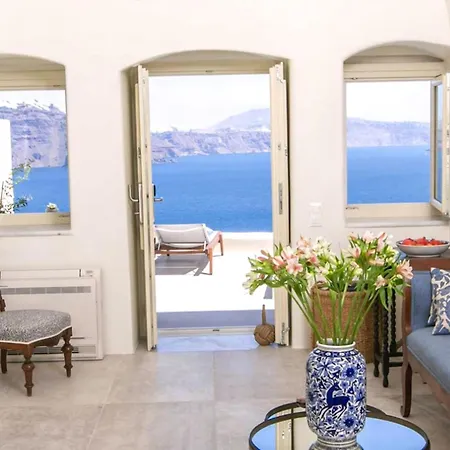 Elegant Santorini Superior One Bedroom With Outdoor Hot Tub Vila
