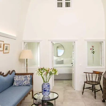 Elegant Santorini Superior One Bedroom With Outdoor Hot Tub Vila