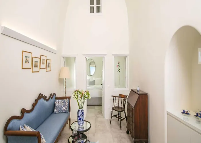 Villa Elegant Santorini Superior One Bedroom With Outdoor Hot Tub